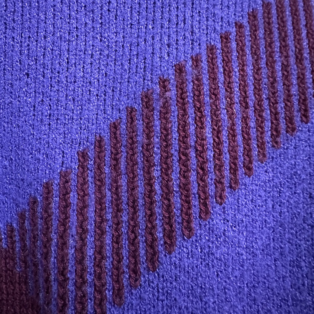Ann Taylor Butterfly Pullover Sweater Sz M/L Blue Purple Tight Knit Top Blouse‎ - Picture 8 of 8